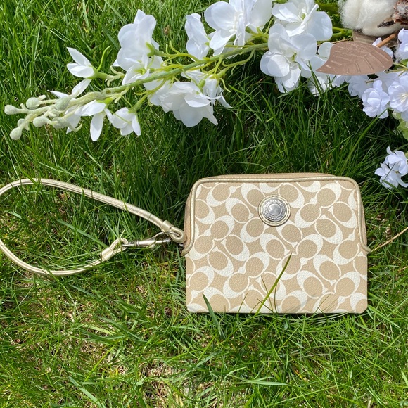 Coach Handbags - Coach Chelsea Coated Canvas Tan & Cream Wristlet